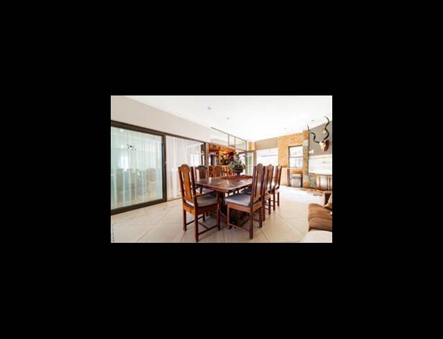 4 BEDROOM HOUSE FOR SALE IN MEYERSDAL ESTATE